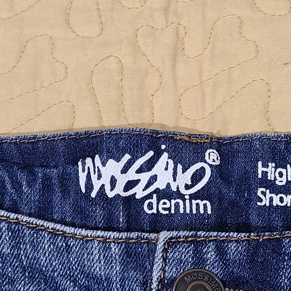 Mossimo Denim American Flag patriotic disstressed jean shorts size 10 - Picture 5 of 8